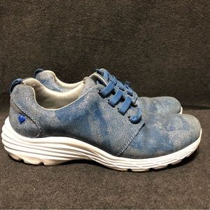 Nurse Mates Align Velocity Women’s Sneakers Size 7M Distress Denim Blue Comfort